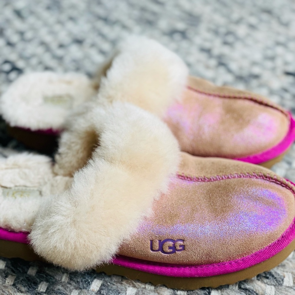 UGG pink kids slippers